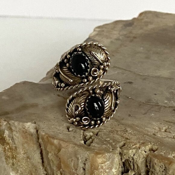VTG Sterling Silver 925 Southwest Native Style Black Onyx Bypass Band Ring Sz 7 - Picture 12 of 16